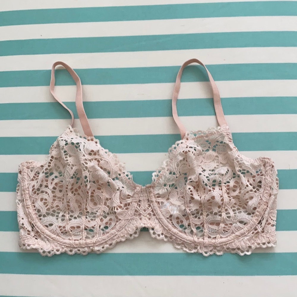 DKNY Classic Lace Unlined Demi Bra 36C